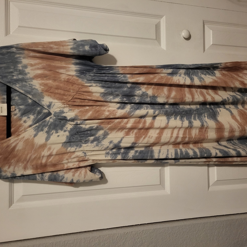Tie-Dye Maxi Dress
